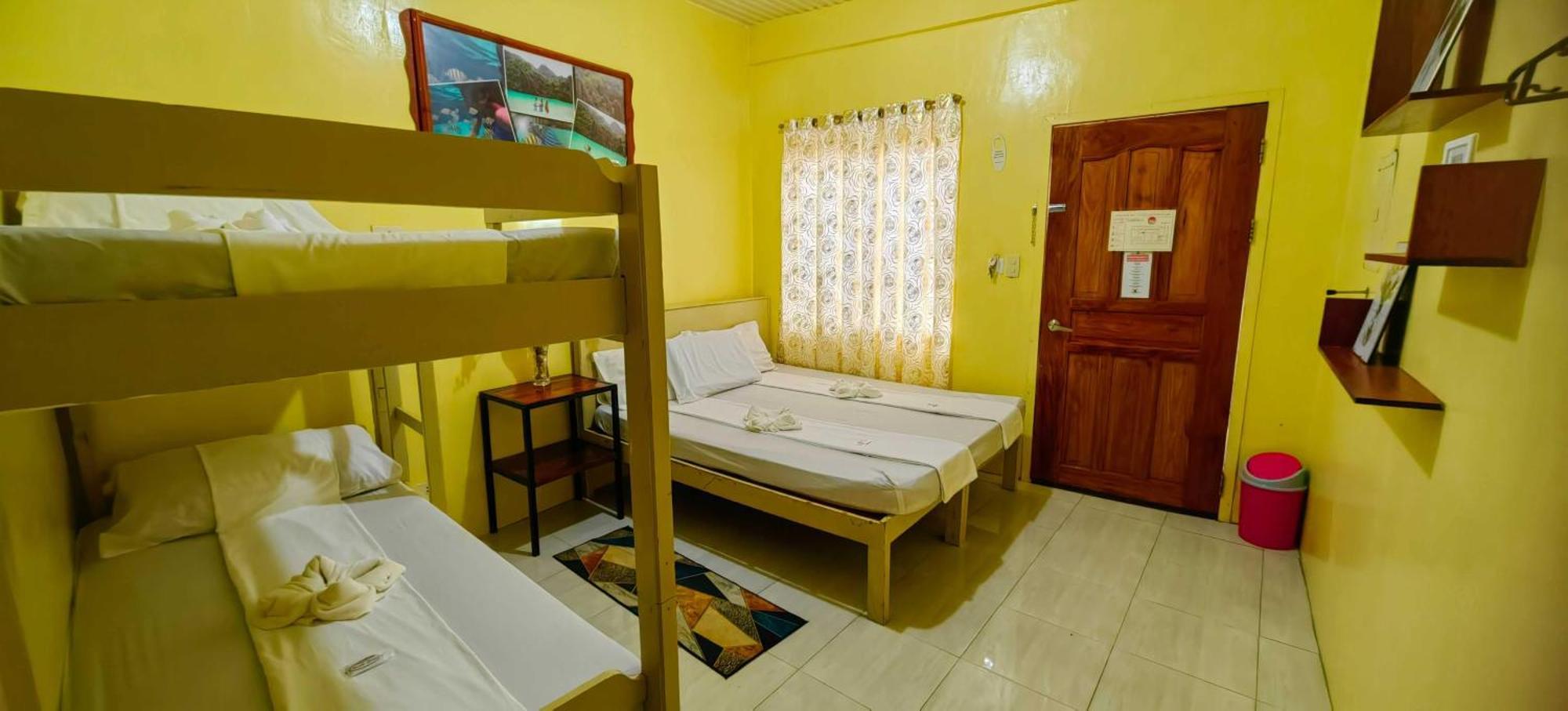 Las Residencias Bed And Breakfast Puerto Princesa Bagian luar foto